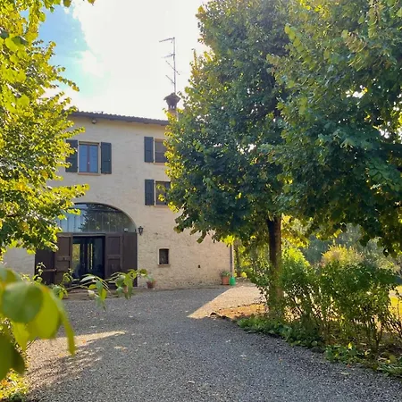 Il Nocciolo Nocleg ze śniadaniem Reggio nell'Emilia